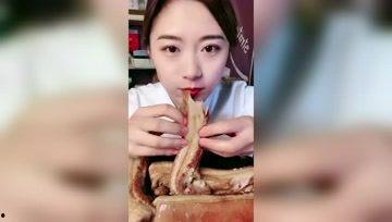 娱乐吃瓜酱女生,揭秘娱乐圈那些不为人知的幕后故事